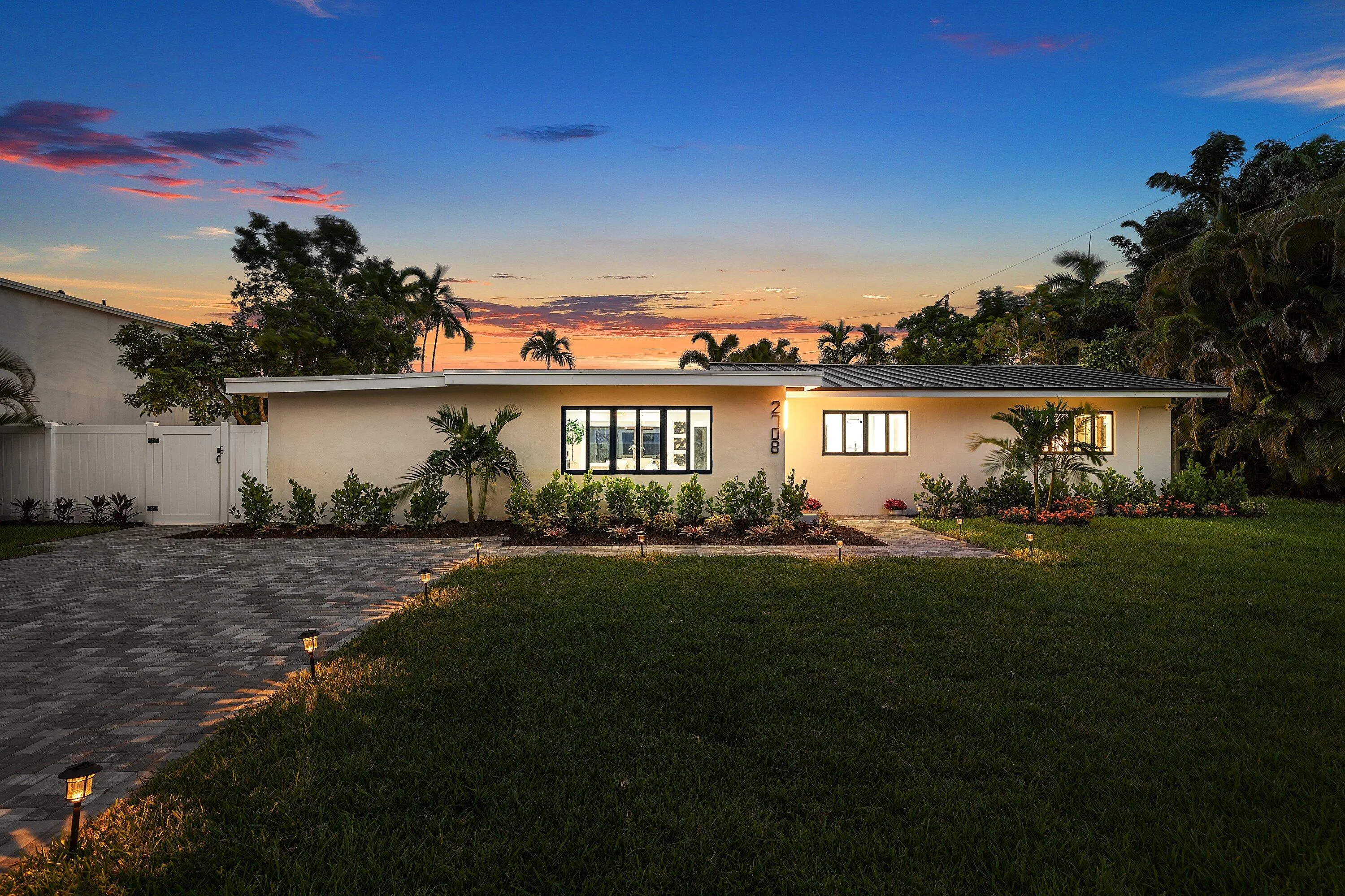 071-2708Northeast1stAvenue-WiltonManors-