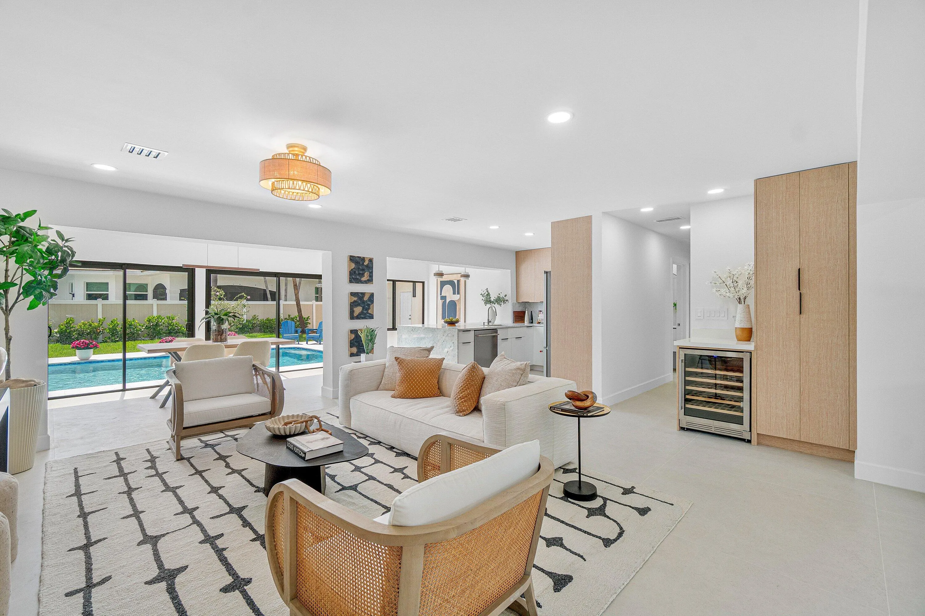 009-2708Northeast1stAvenue-WiltonManors-