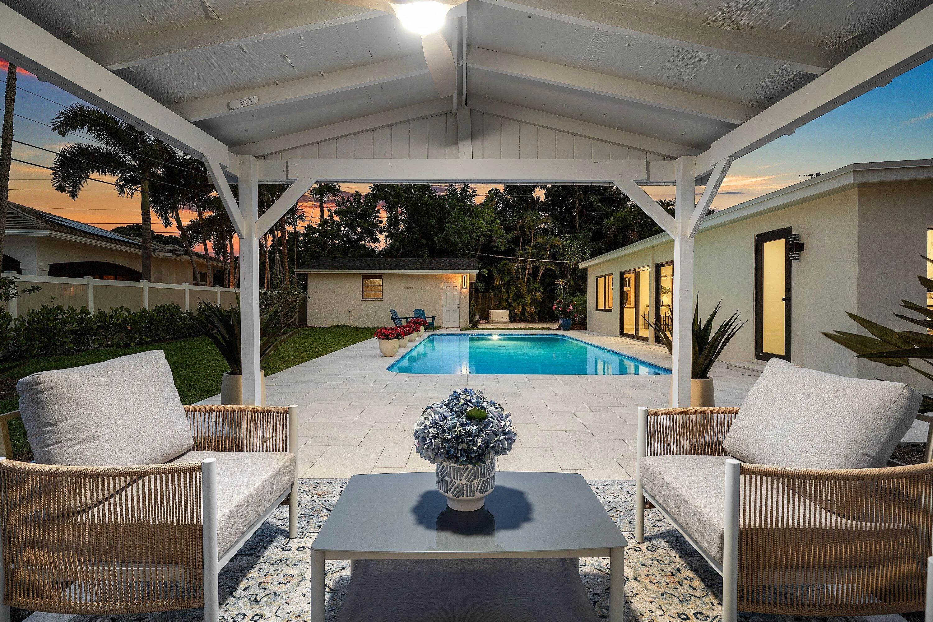 080-2708Northeast1stAvenue-WiltonManors-