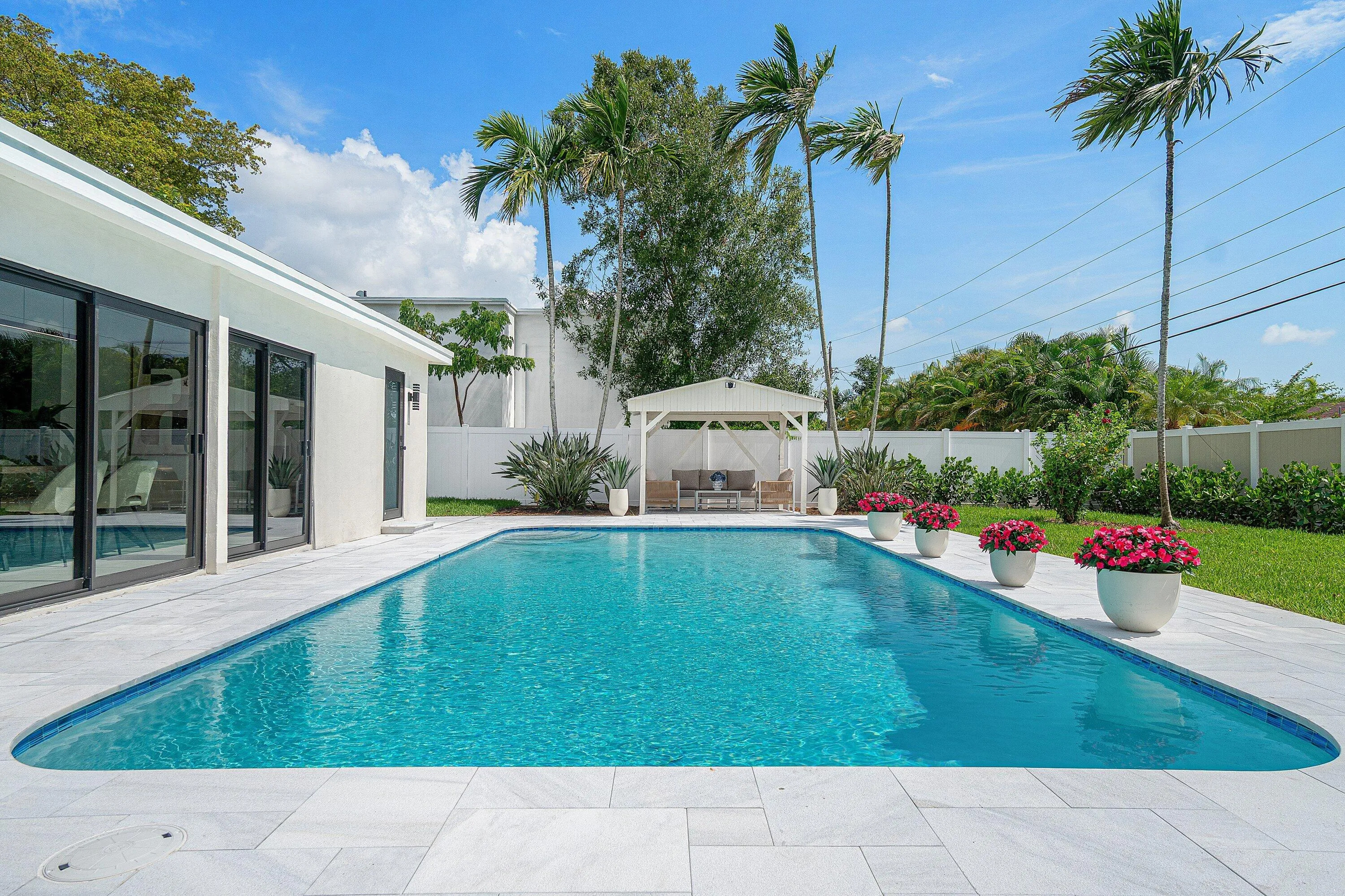 054-2708Northeast1stAvenue-WiltonManors-