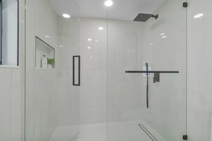 043-2708Northeast1stAvenue-WiltonManors-