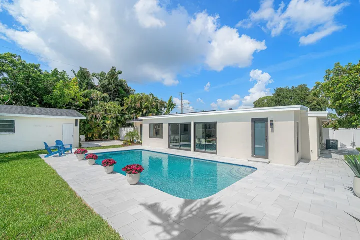 055-2708Northeast1stAvenue-WiltonManors-