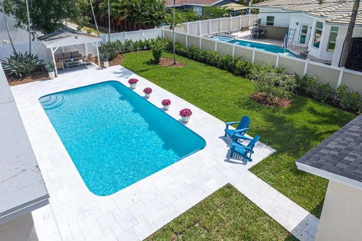 068-2708Northeast1stAvenue-WiltonManors-