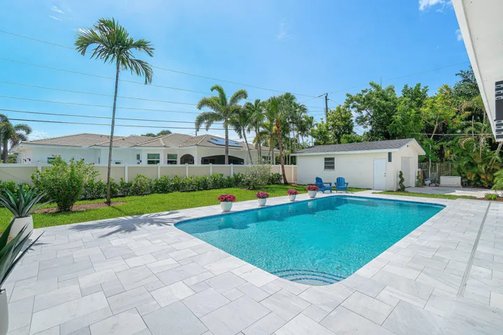 052-2708Northeast1stAvenue-WiltonManors-