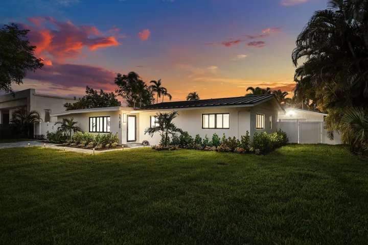 072-2708Northeast1stAvenue-WiltonManors-