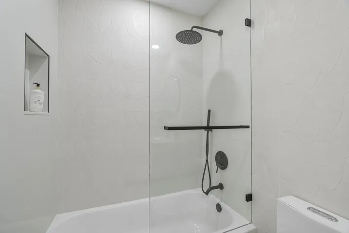 033-2708Northeast1stAvenue-WiltonManors-