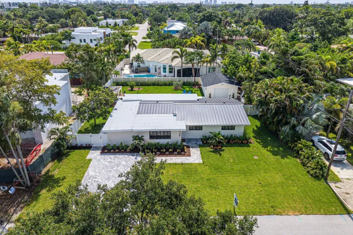061-2708Northeast1stAvenue-WiltonManors-