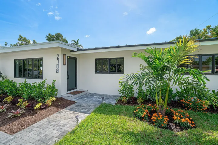 004-2708Northeast1stAvenue-WiltonManors-
