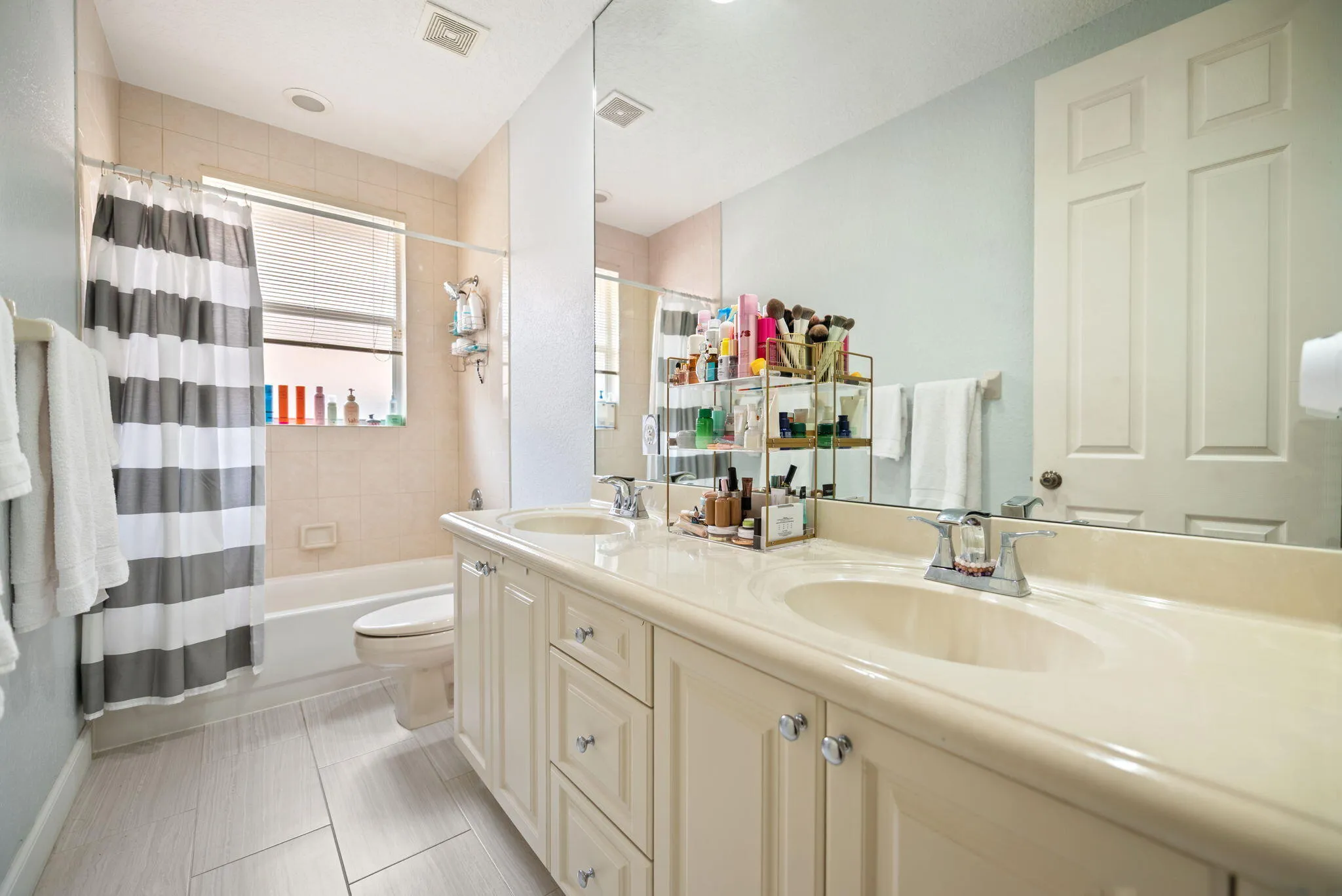 21-web-or-mls-77-nw-108th-way