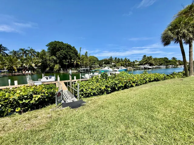 River Key - Docks