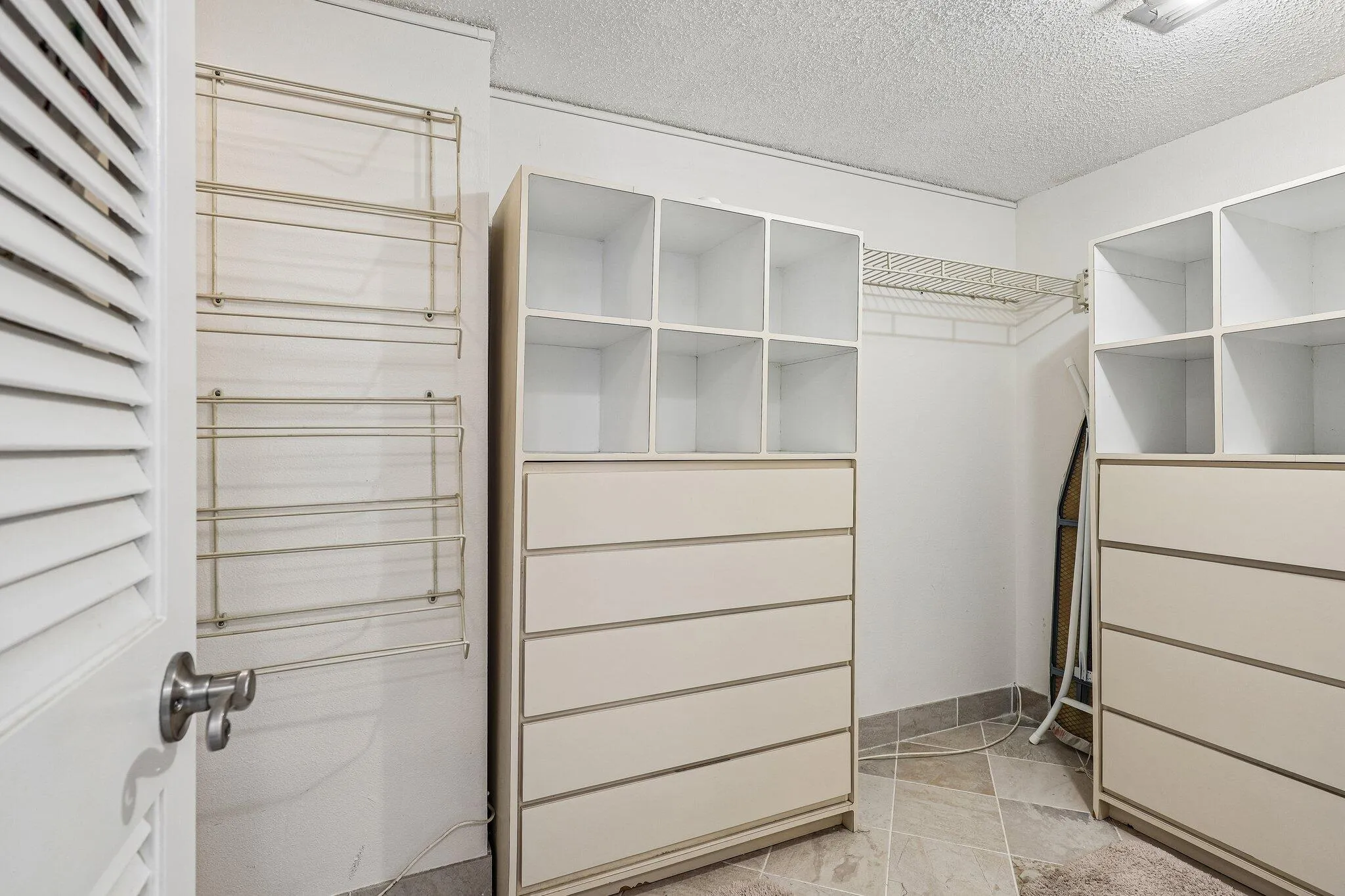 Primary Walk in Closet
