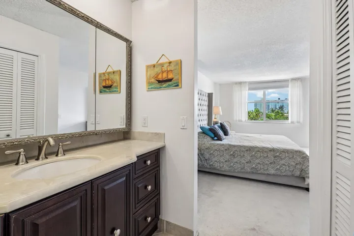 21-web-or-mls-S Ocean Blvd 3L-S1507-021