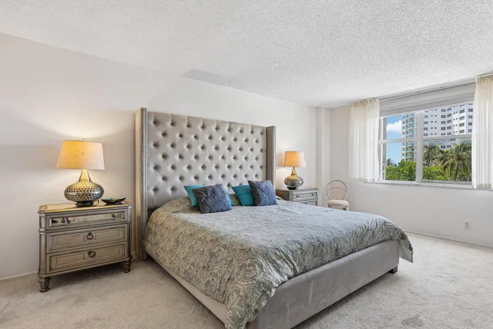 Spacious Primary Suite