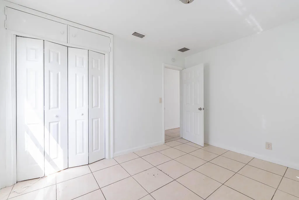 20240704-314 E Gateway Blvd-0018