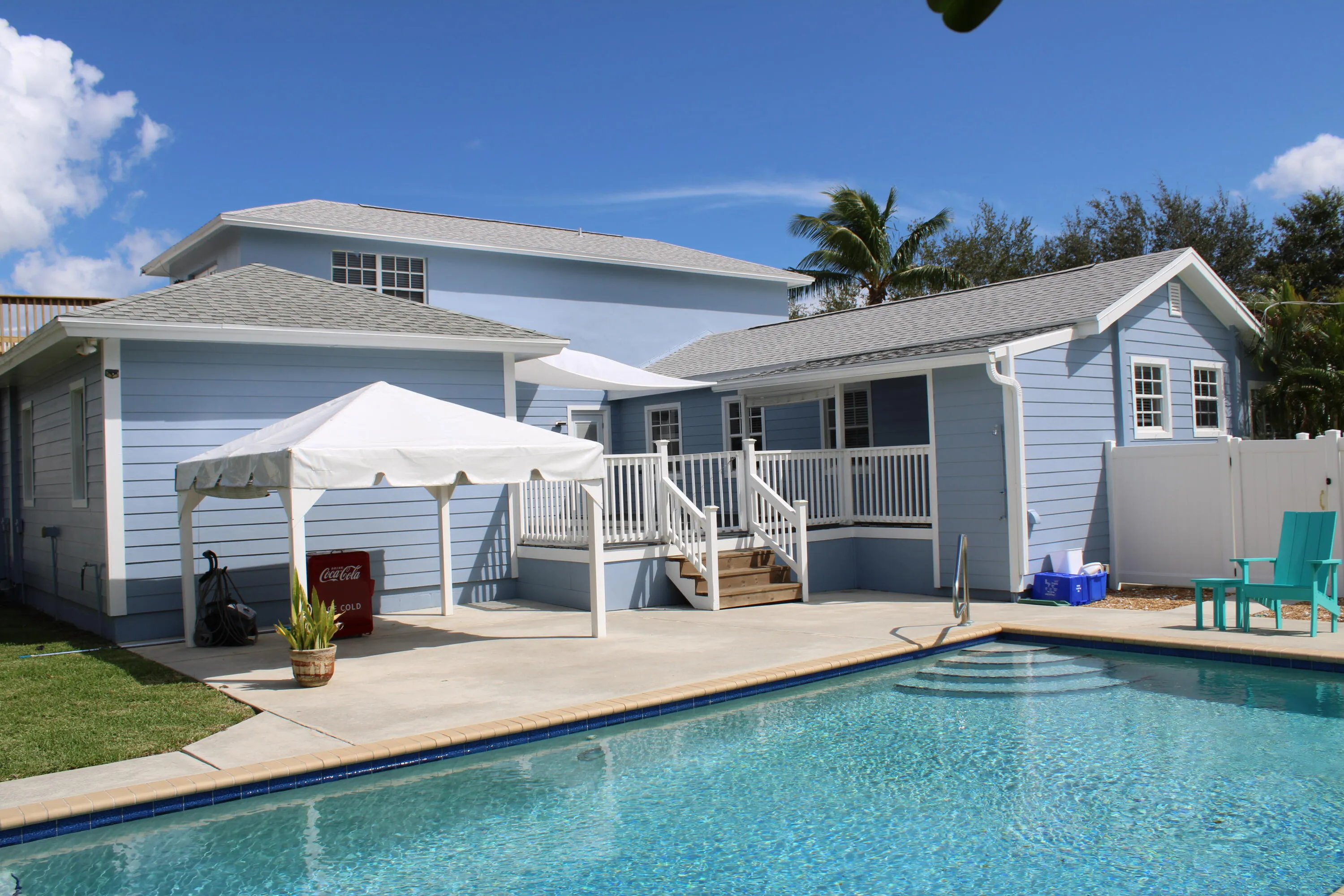 House from pool