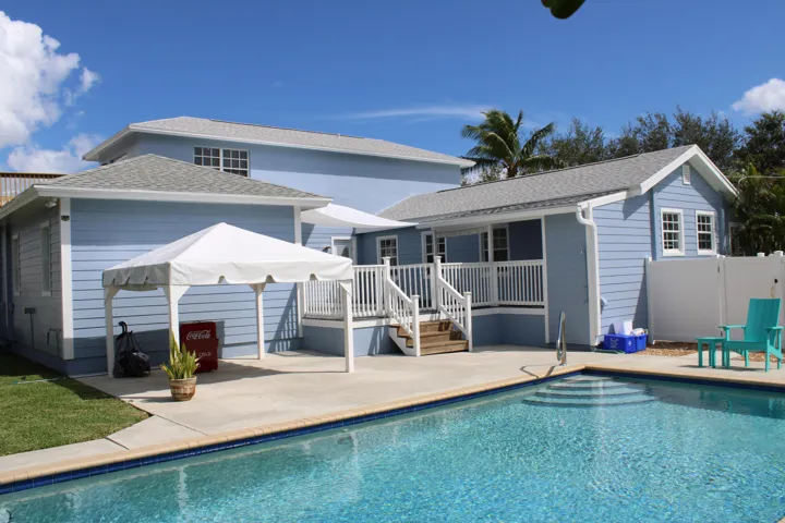 House from pool