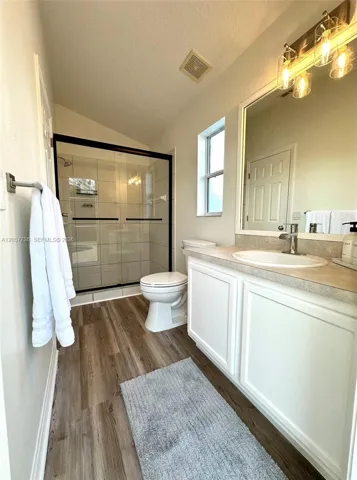 Primary Bathroom #! with pool access