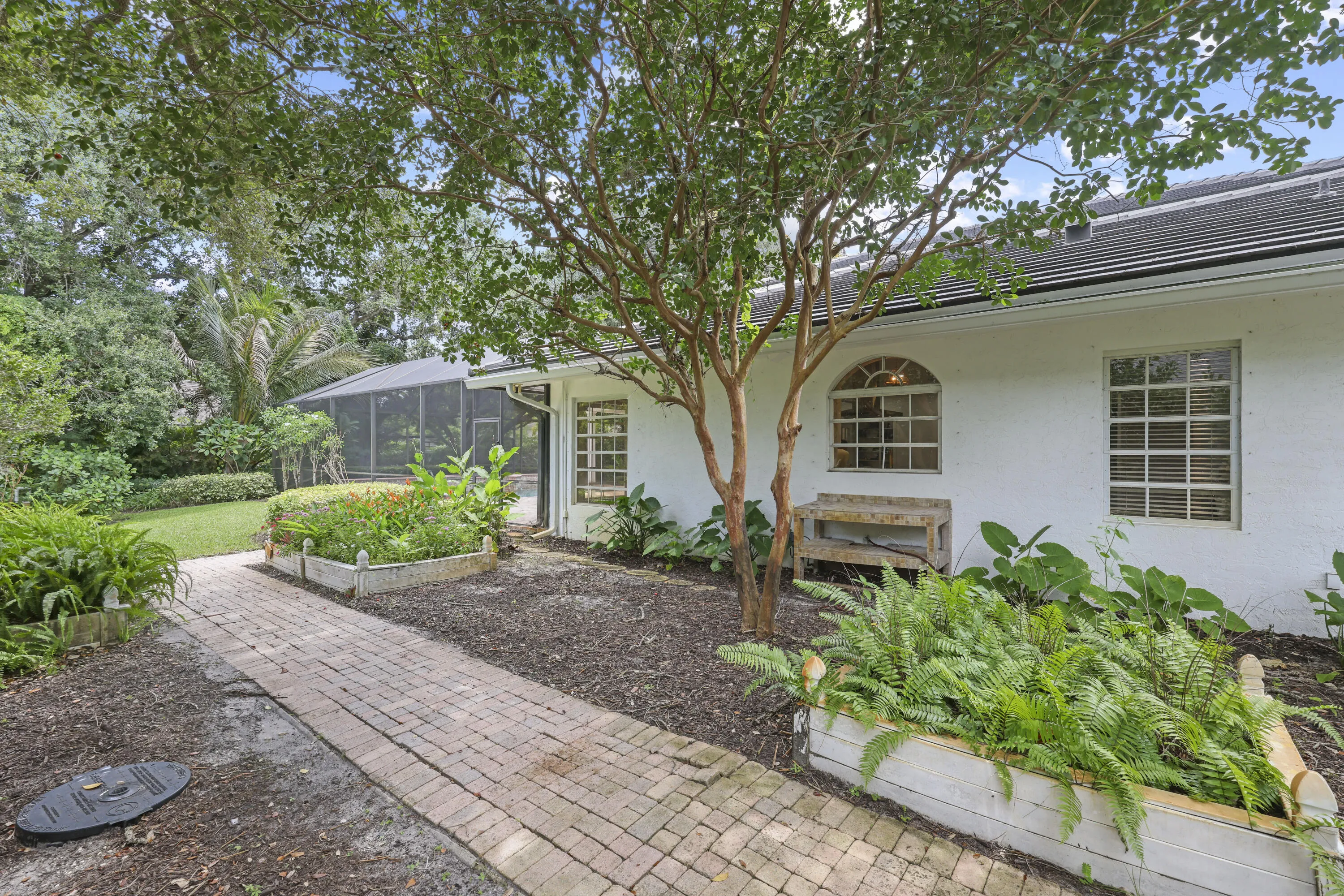 2396 Shore Drive - 33.jpg-FULL