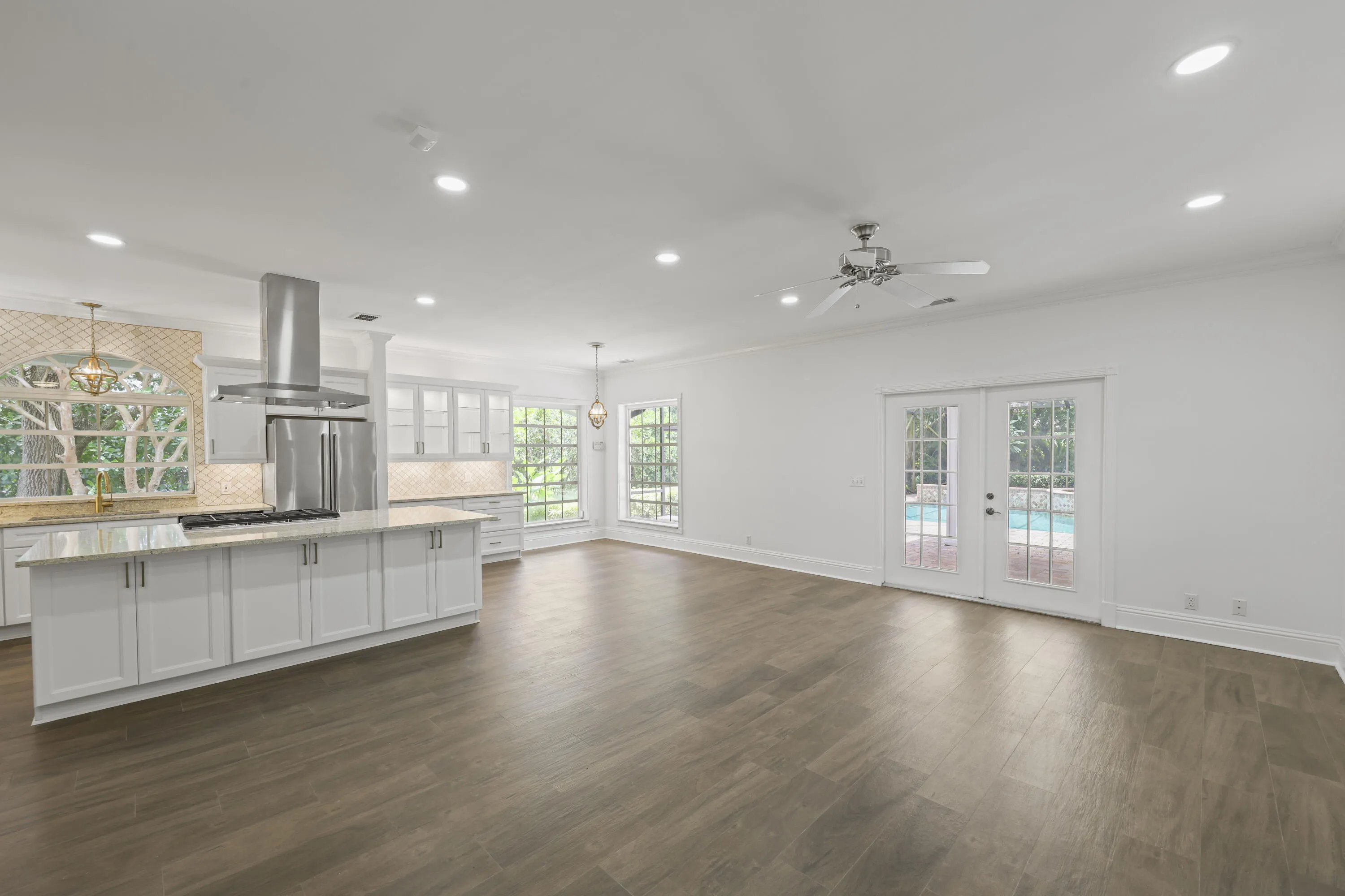 2396 Shore Drive - 21.jpg-FULL