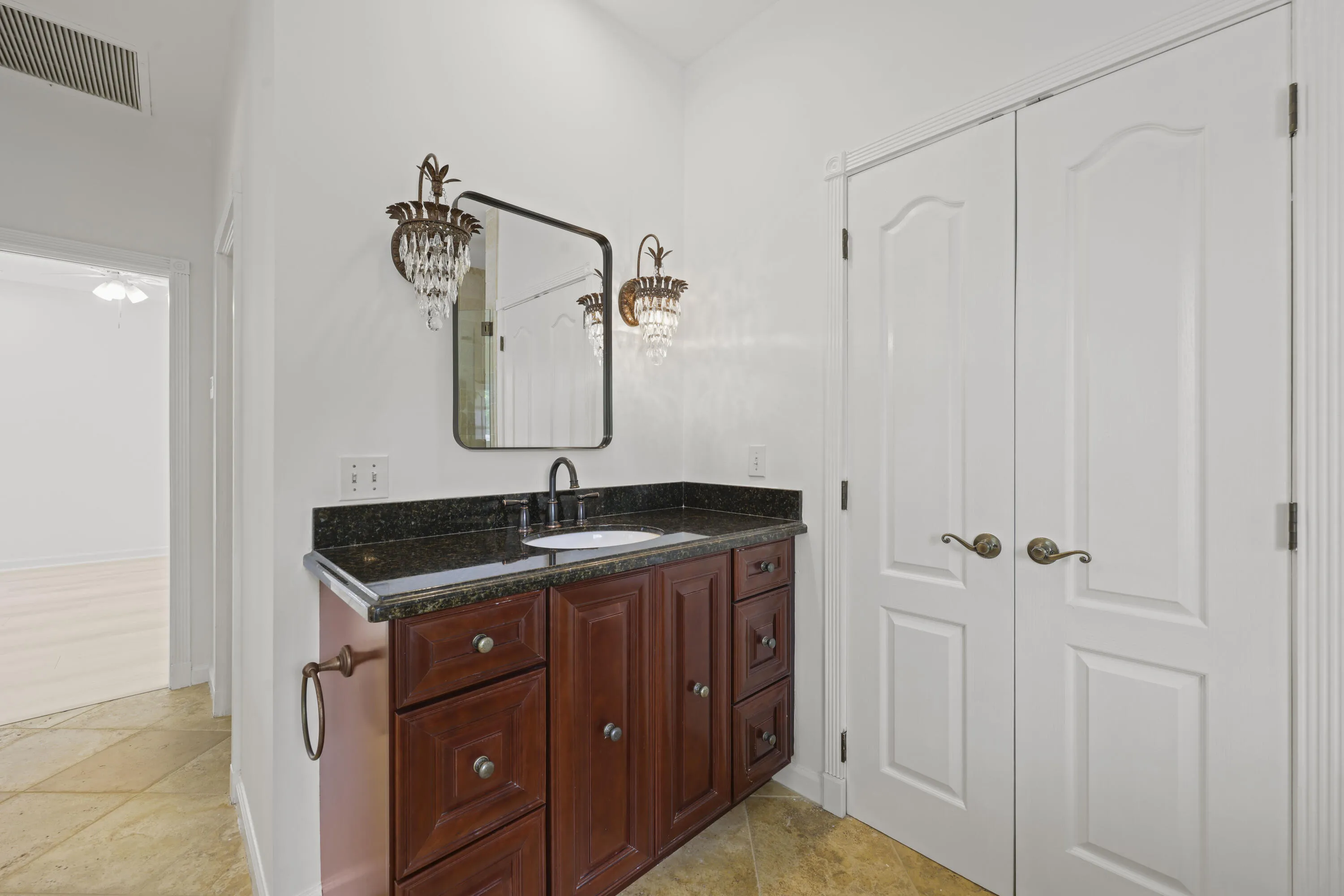 2396 Shore Drive - 65.jpg-FULL
