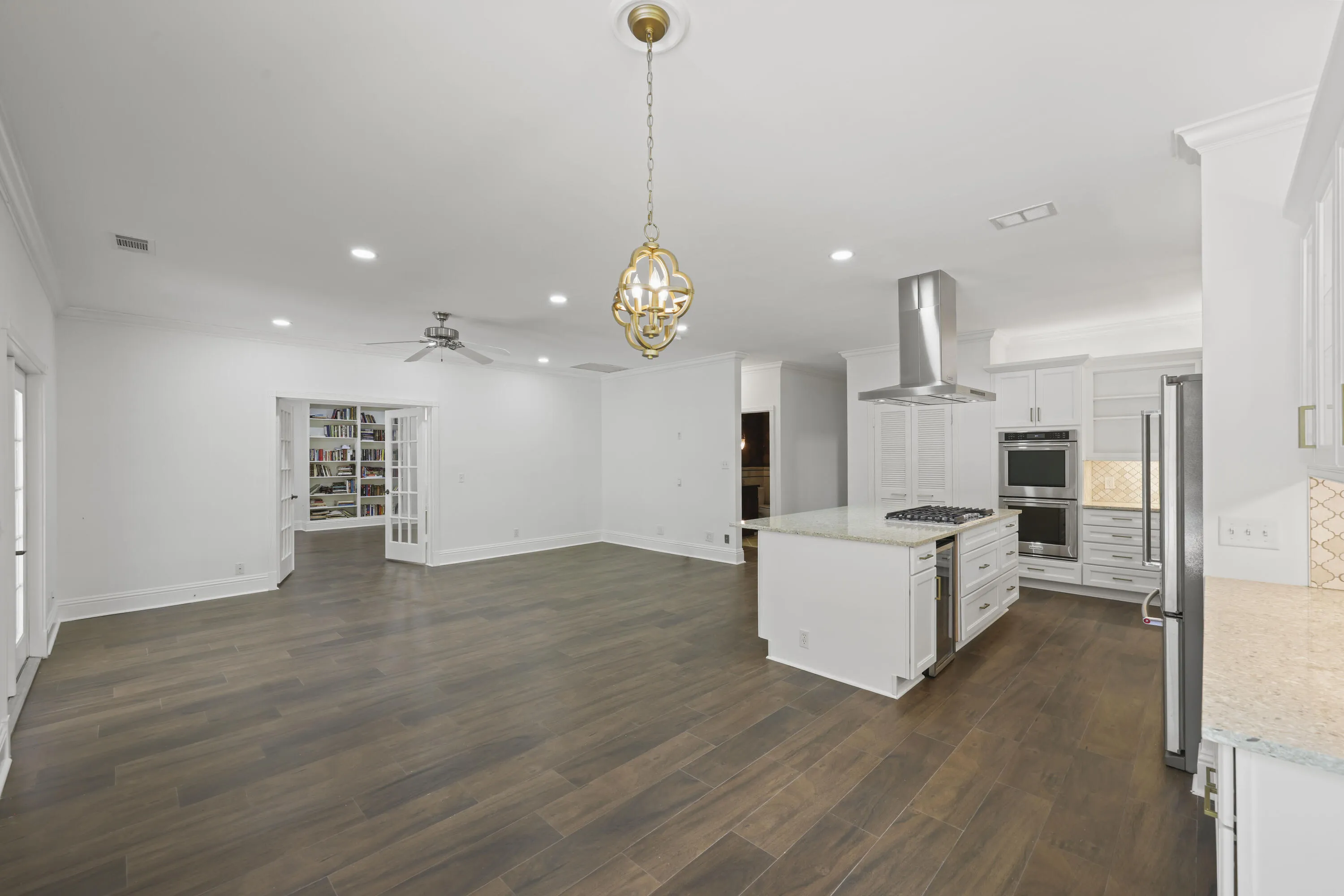 2396 Shore Drive - 25.jpg-FULL