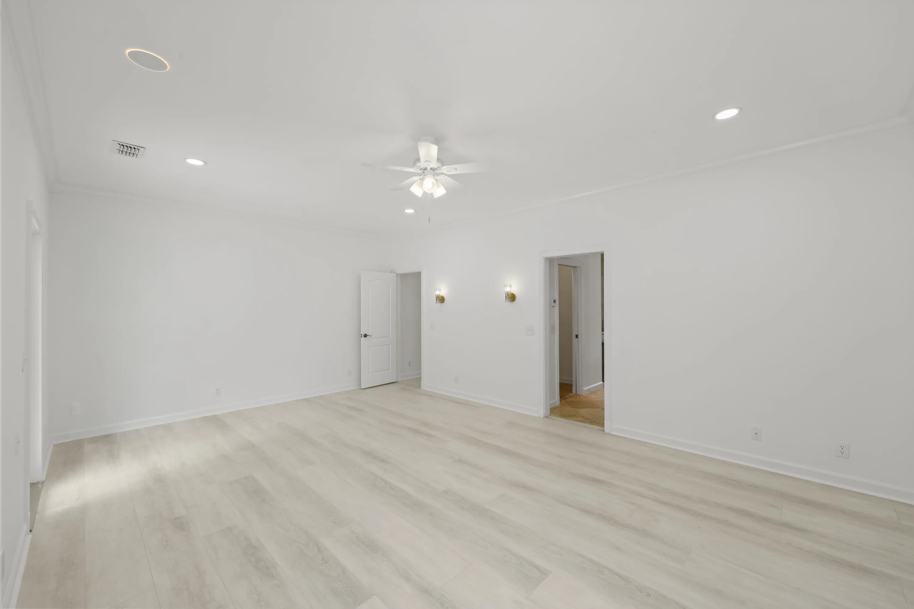 2396 Shore Drive - 60.jpg-FULL