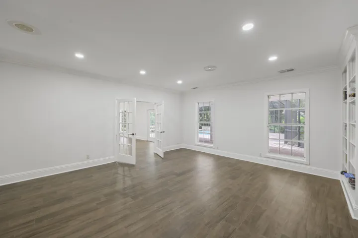 2396 Shore Drive - 15.jpg-FULL