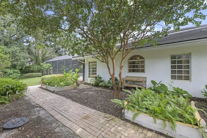 2396 Shore Drive - 33.jpg-FULL