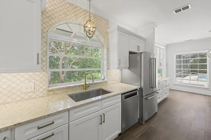 2396 Shore Drive - 30.jpg-FULL