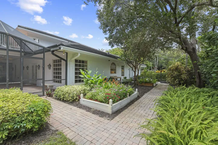 2396 Shore Drive -​​‌​​​​‌​​‌‌​‌‌​​​‌‌​‌​‌​‌​​​‌​​ 34.jpg-FULL