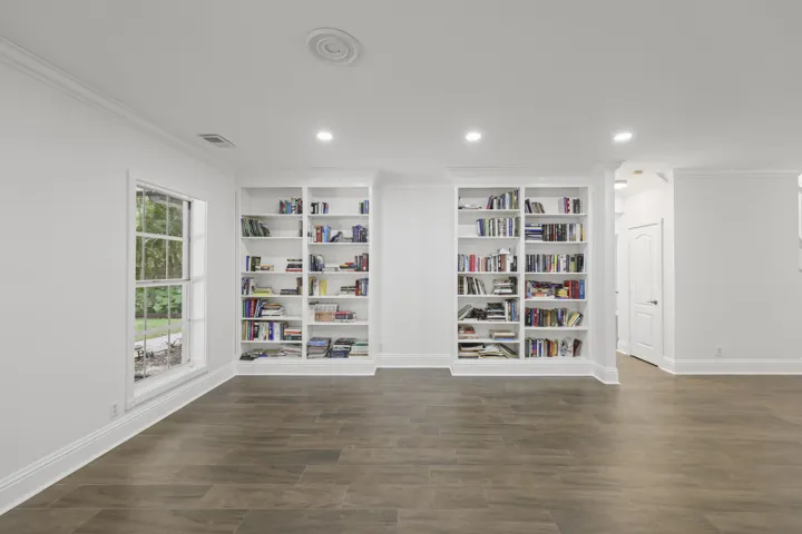 2396 Shore Drive - 16.jpg-FULL