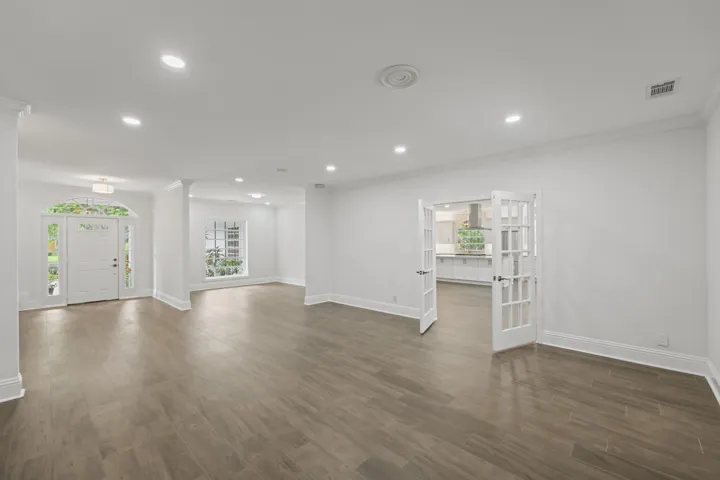 2396 Shore Drive - 17.jpg-FULL