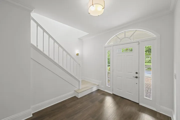 2396 Shore Drive - 9.jpg-FULL