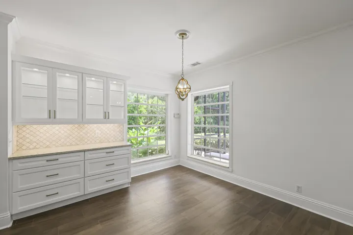2396 Shore Drive - 24.jpg-FULL