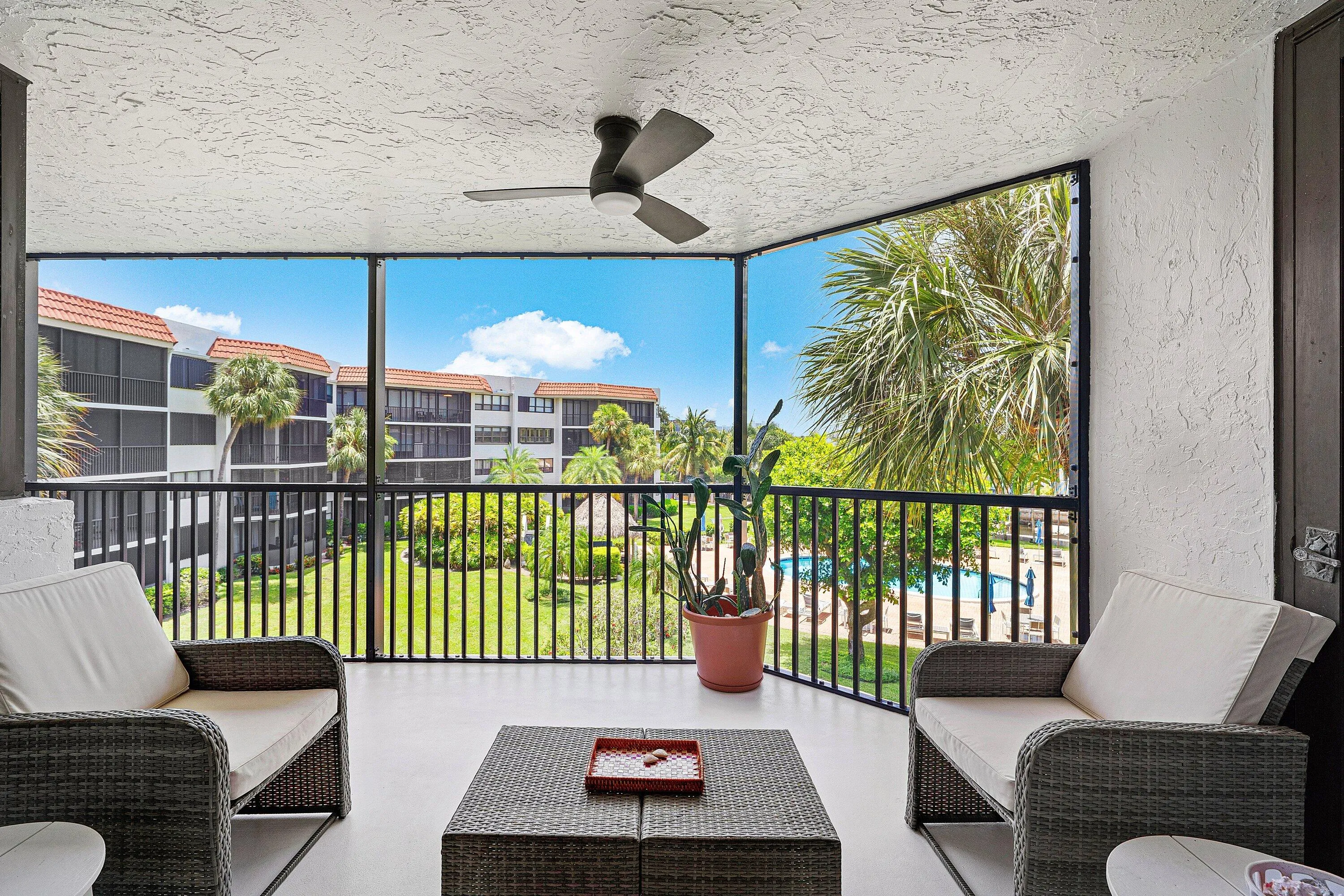 022-800JefferyStreet-307-BocaRaton-FL-33