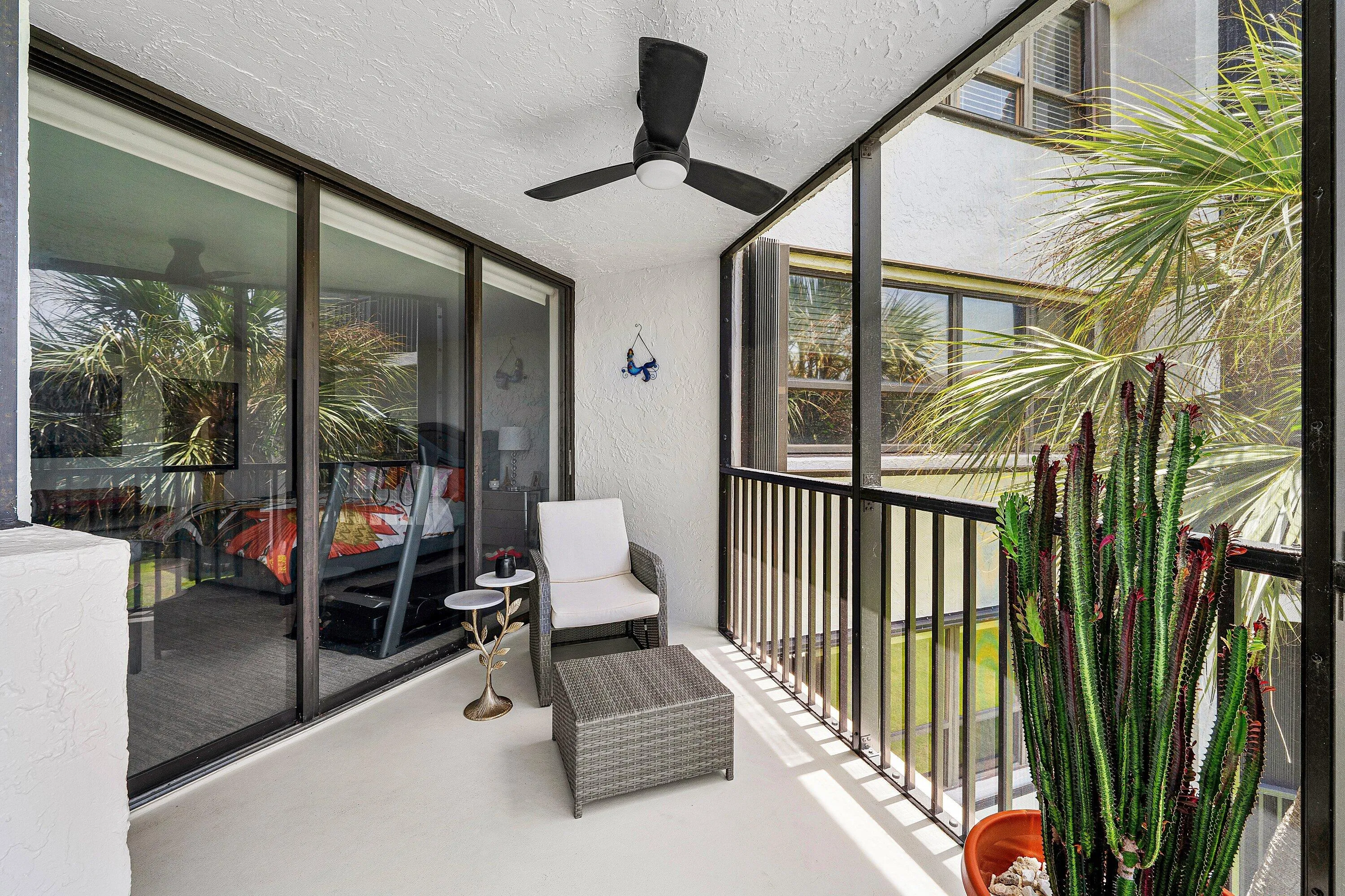 024-800JefferyStreet-307-BocaRaton-FL-33