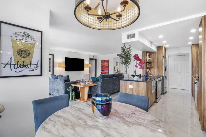 010-800JefferyStreet-307-BocaRaton-FL-33