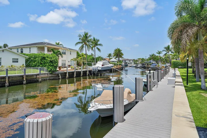 040-800JefferyStreet-307-BocaRaton-FL-33