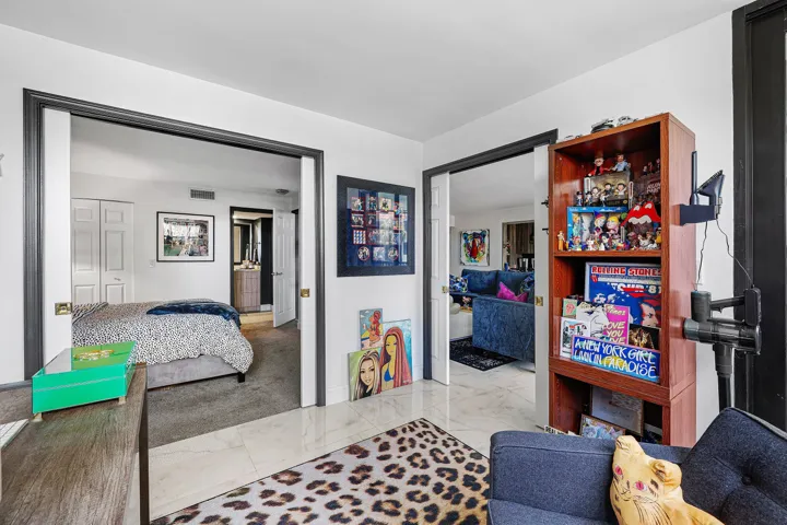 021-800JefferyStreet-307-BocaRaton-FL-33