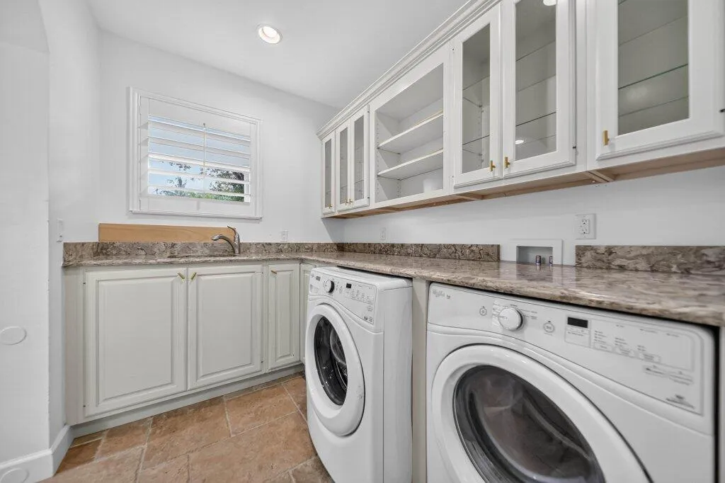 Property photo 43