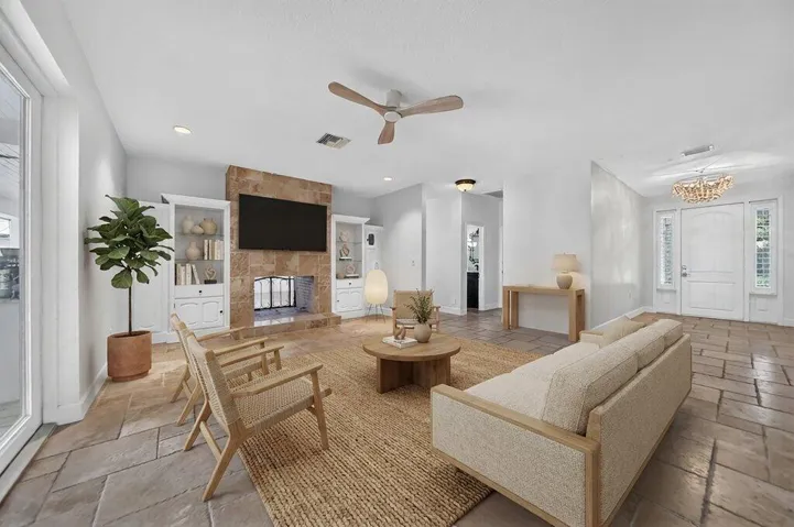 living1staged.jpg-SMALL