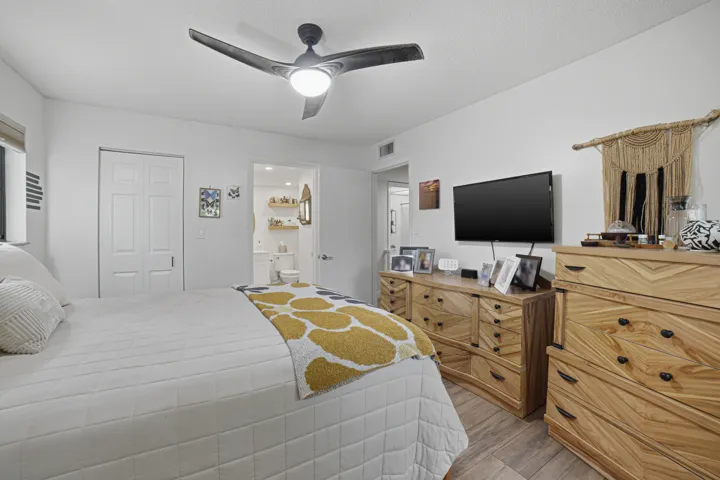 Bedroom1-B