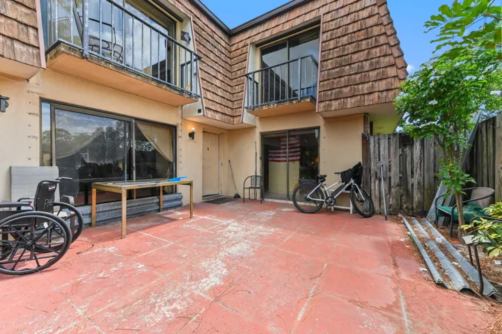 03-patio-01_VS