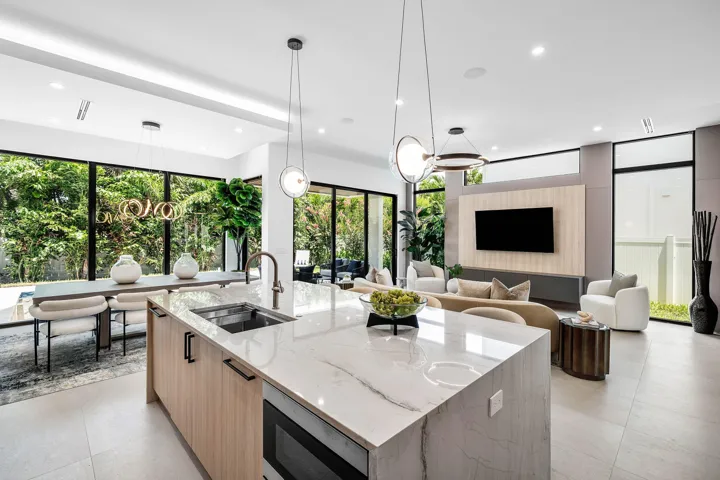 015-3097BanyanRoad-BocaRaton-FL-33432-SM