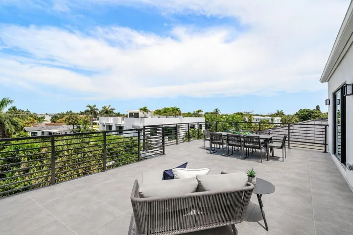 3rd Floor Terrace