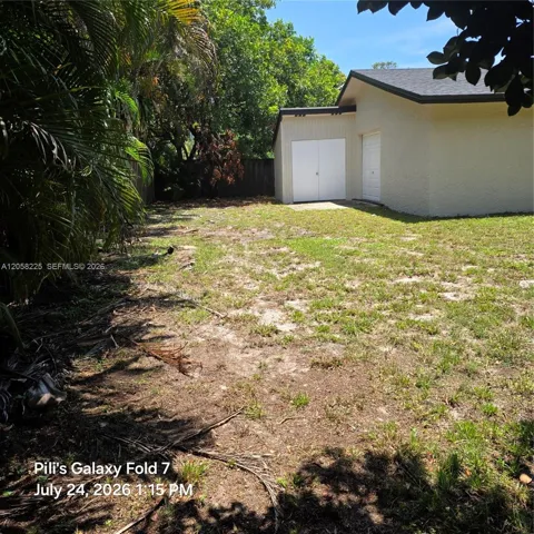 Attached Utility Room/Shed