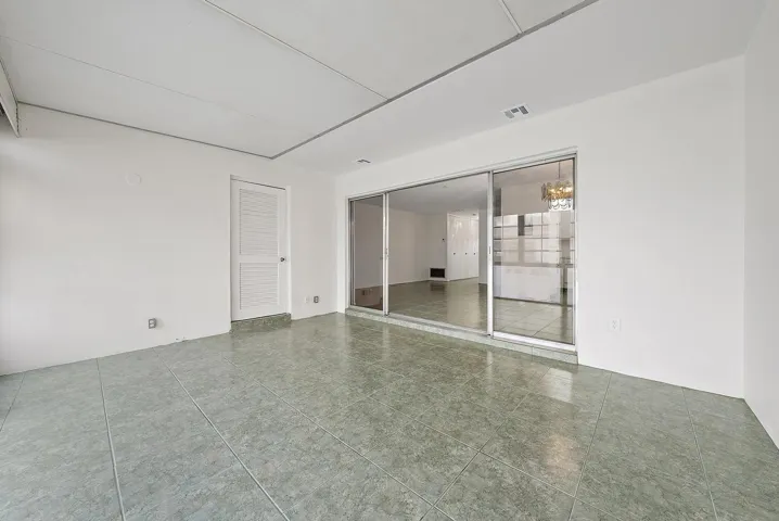 2638 Gately Drive East, 45-12