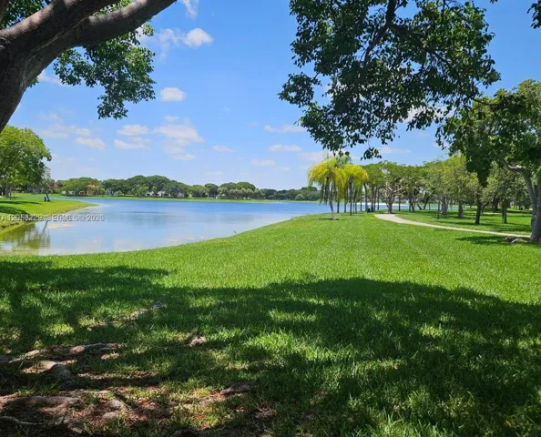 Hammocks Association Lake