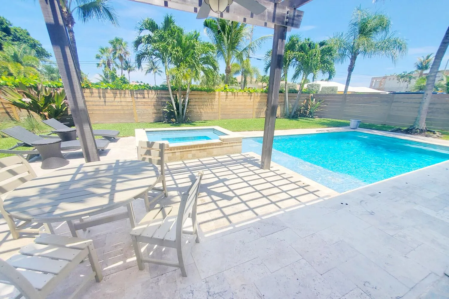 Private Pool and Spa