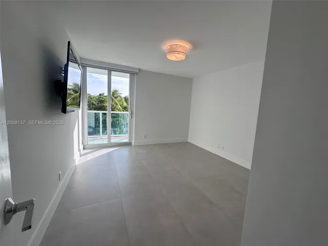 Second bedroom